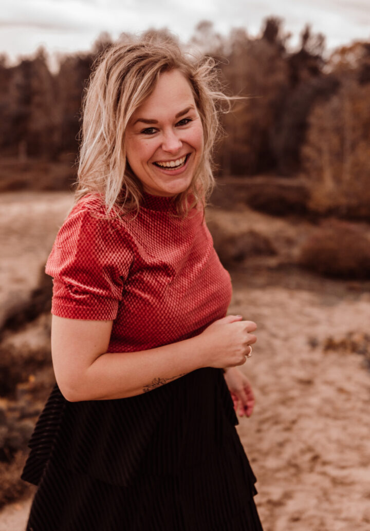 ondernemersshoot fotograaf sevenum horst eendenmeer bergen vrouw lacht